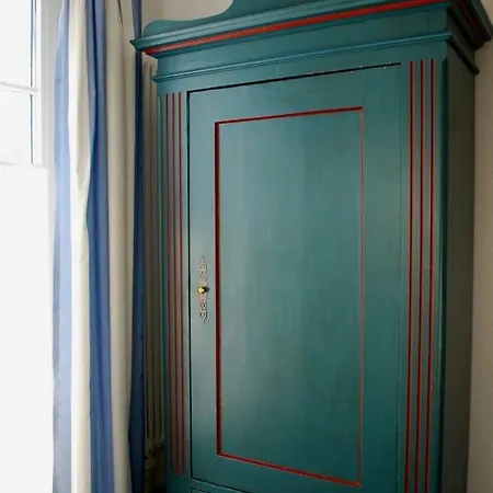 Haus Iffland *